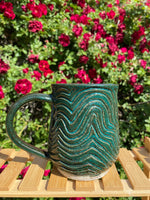 Vibrations tricolor mug